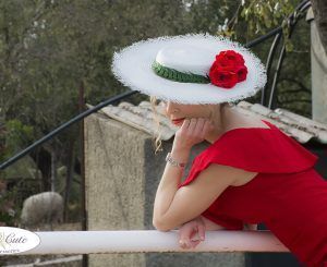 pamela invitada amapola hecha a mano cuqui cute tocados
