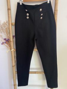 pantaloncuquicasualbotones