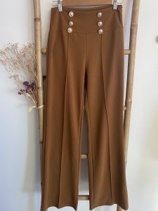 pantaloncuquicasualmarron