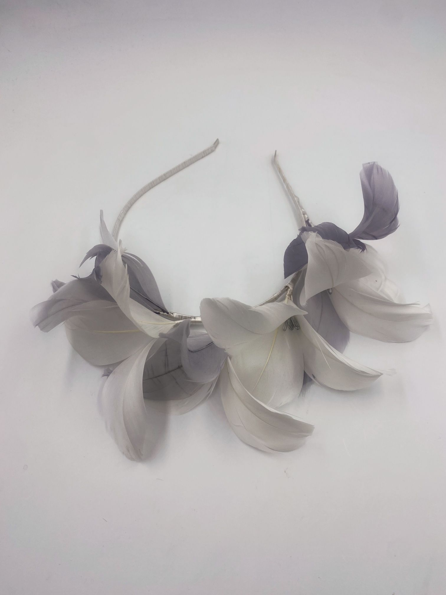 diadema cuqui cute plumas alondra