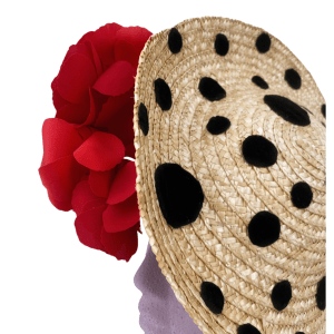 Detalle lunares tocado cuqui cute flamencura
